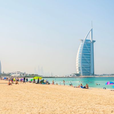 dubaj 1600